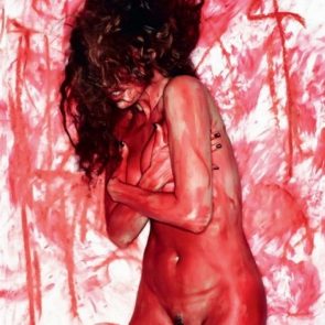 Kelly Brook naked covered with blood