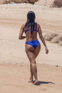 Eiza González Bikini Pictures: Sexy Actress Showing Her Super-Fit Physique